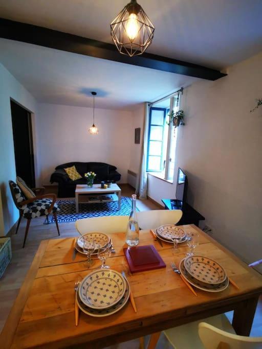 Nid Douillet A Quelques Pas De La Gare. Apartamento Carcassonne Exterior foto