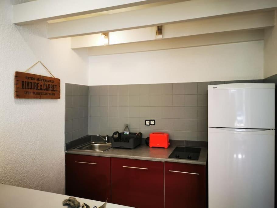 Nid Douillet A Quelques Pas De La Gare. Apartamento Carcassonne Exterior foto